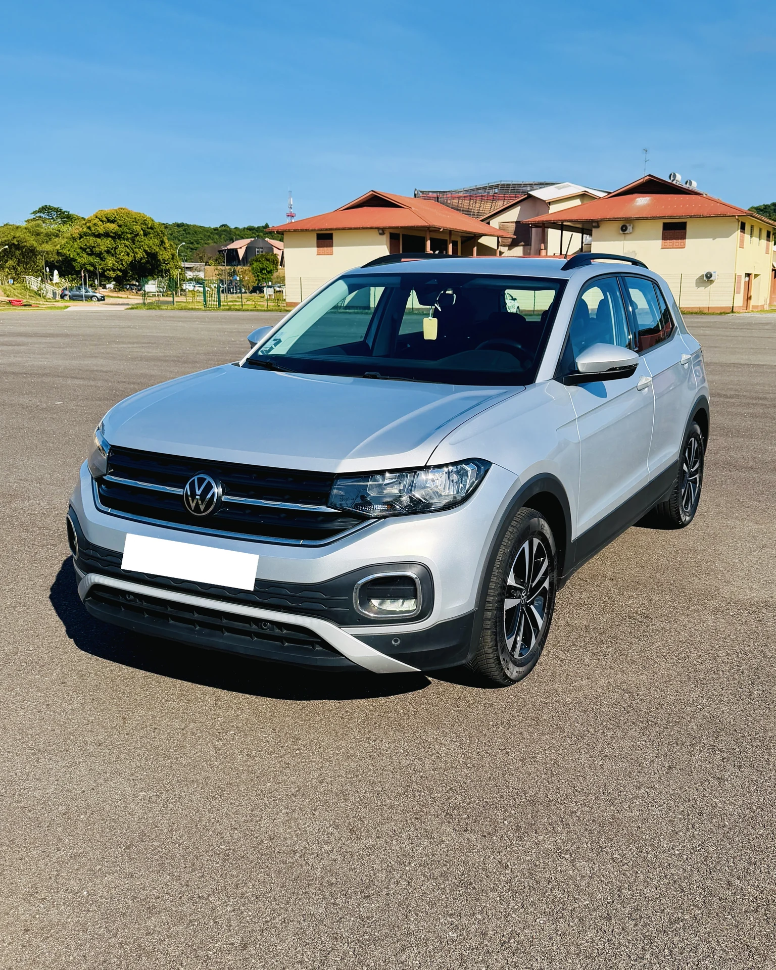 Volkswagen T-Cross — Avant gauche